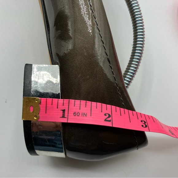 Tahari Flats With Leather Sole Women Size 7 1/2 - Picture 11 of 13
